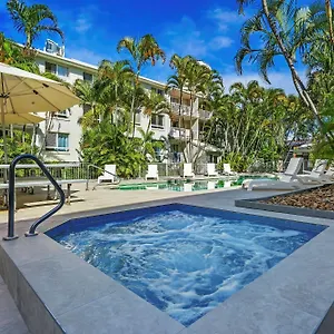 Bay *** Gold Coast